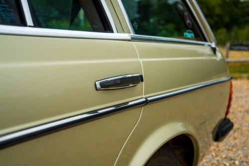 1983 Mercedes-Benz S123 230TE Air Ride For Sale (picture 106 of 174)