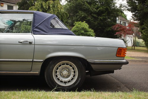1983 Mercedes-Benz R107 500SL In vendita (immagine 54 di 159)