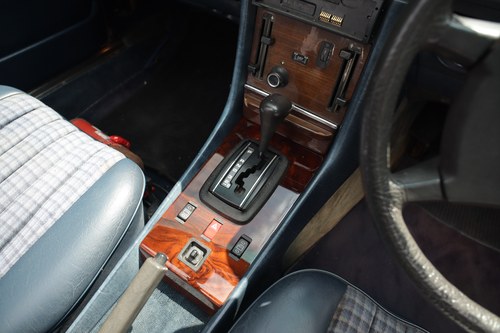 1983 Mercedes-Benz R107 500SL In vendita (immagine 76 di 159)