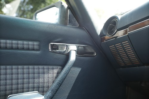 1983 Mercedes-Benz R107 500SL In vendita (immagine 89 di 159)