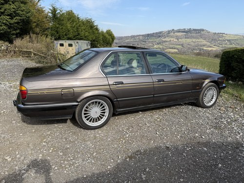 1987 BMW 735i SE Auto E32 à vendre (picture 3 of 25)