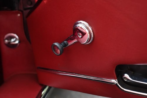 1969 Jaguar E-Type Series 2 4.2 OTS RHD For Sale (picture 32 of 162)