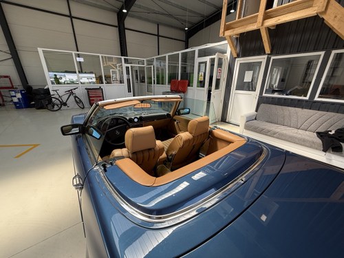 1984 Mercedes-Benz R107 500SL Te koop (foto 118 van 269)