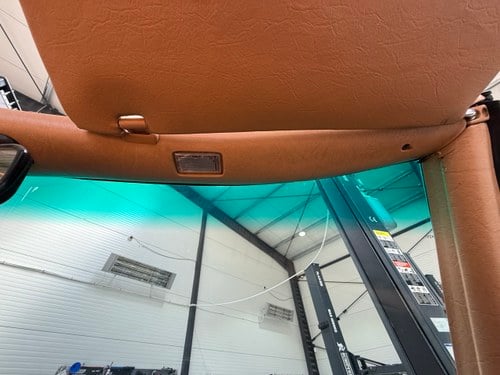 1984 Mercedes-Benz R107 500SL Te koop (foto 58 van 269)