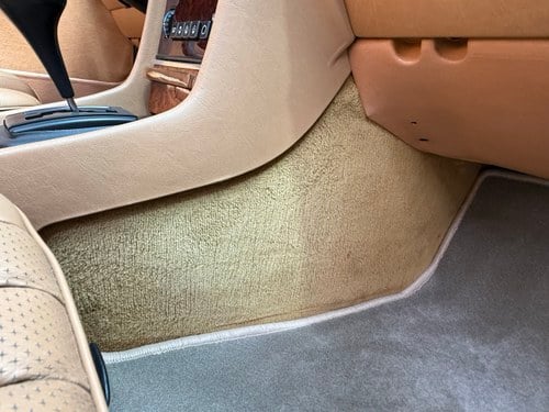 1984 Mercedes-Benz R107 500SL Te koop (foto 62 van 269)