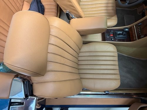 1984 Mercedes-Benz R107 500SL Te koop (foto 66 van 269)