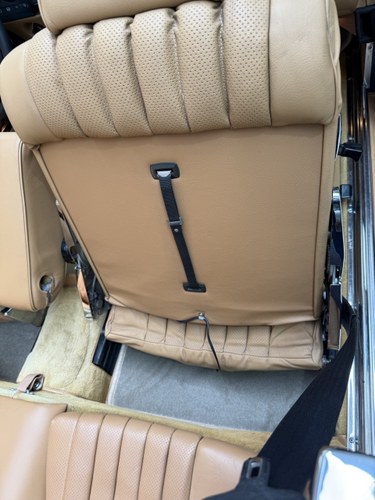 1984 Mercedes-Benz R107 500SL Te koop (foto 88 van 269)