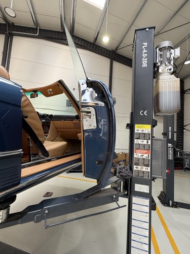 1984 Mercedes-Benz R107 500SL Te koop (foto 196 van 269)