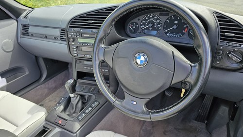 1999 BMW E36 323i Convertible à vendre (picture 27 of 142)