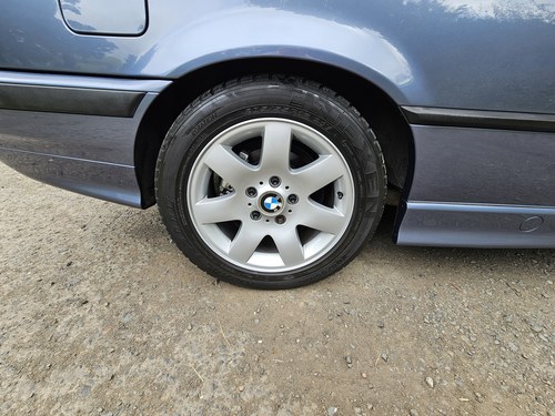 1999 BMW E36 323i Convertible à vendre (picture 17 of 142)