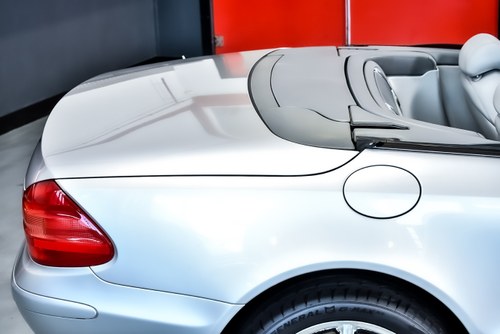 2004 Mercedes-Benz R230 SL600 Convertible 6,0L V12 En venta (imagen 66 de 102)