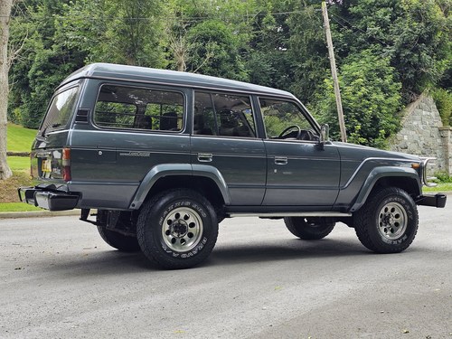 1990 Toyota Land Cruiser HJ60 4L 12H-T Turbo Diesel VX High Roof In vendita (immagine 52 di 196)