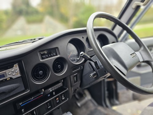 1990 Toyota Land Cruiser HJ60 4L 12H-T Turbo Diesel VX High Roof In vendita (immagine 75 di 196)