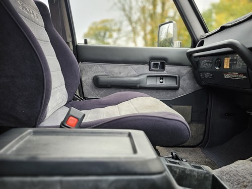 1990 Toyota Land Cruiser HJ60 4L 12H-T Turbo Diesel VX High Roof In vendita (immagine 102 di 196)