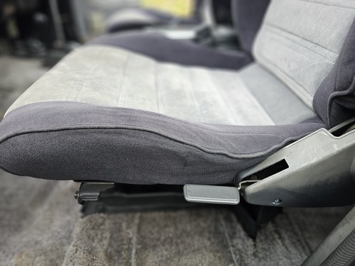 1990 Toyota Land Cruiser HJ60 4L 12H-T Turbo Diesel VX High Roof In vendita (immagine 149 di 196)