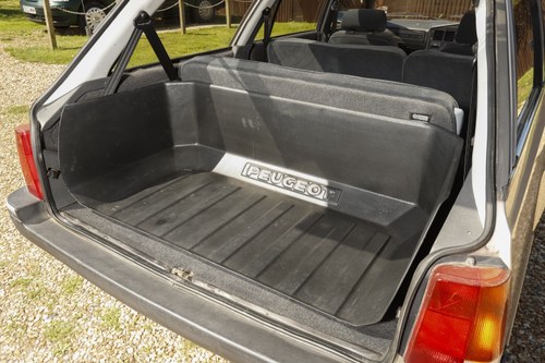 1991 Peugeot 505 GTI Family For Sale (picture 88 of 156)