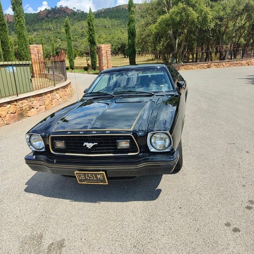 1978 Ford Mustang II V6 à vendre (picture 2 of 19)