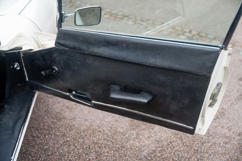 1971 Jaguar E-Type V12 FHC Automatic For Sale (picture 39 of 141)