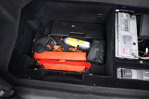 2002 Aston Martin DB7 Vantage zum Verkauf (Bild 58 von 179)