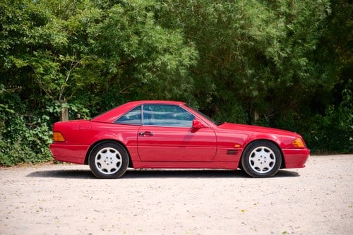 1993 Mercedes-Benz SL320 R129 For Sale (picture 23 of 176)