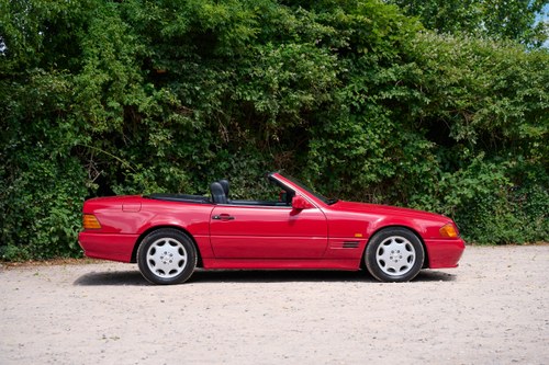 1993 Mercedes-Benz SL320 R129 For Sale (picture 7 of 176)