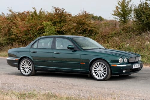 2005 Jaguar XJ8 (X308) For Sale (picture 2 of 142)