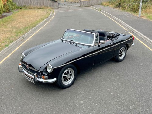 1975 MG MGB Roadster 1800cc // 1 previous owner car // px sw For Sale