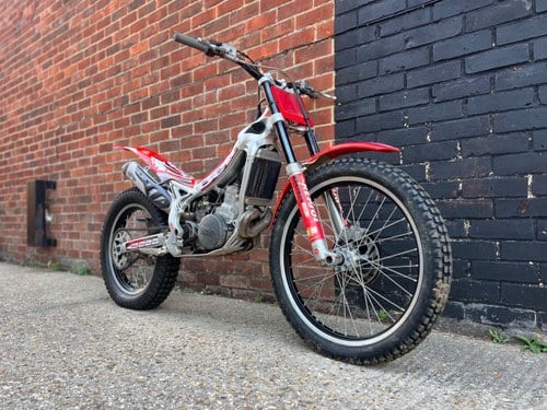 2008 BETA REV 3 250cc // 2008 Trails Bike // Px swap A vendre