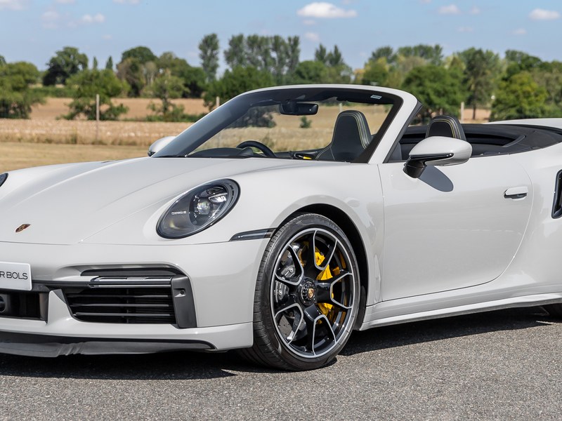 911 R992 Porsche 911 Turbo S 992 à Vendre - Enchères et Annonces | Car & Classic