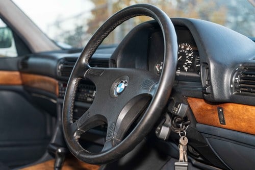 1988 BMW E32 735i SE Automatic Te koop (foto 17 van 69)