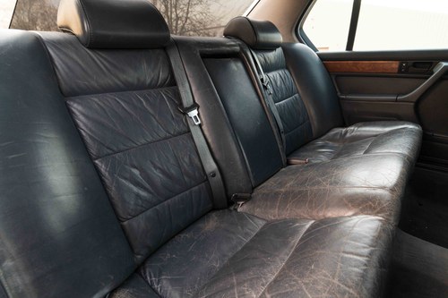 1988 BMW E32 735i SE Automatic Te koop (foto 35 van 69)