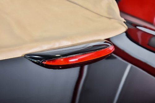 2002 Jaguar XK8 Convertible 4,0L V8 à venda (imagem 87 de 107)