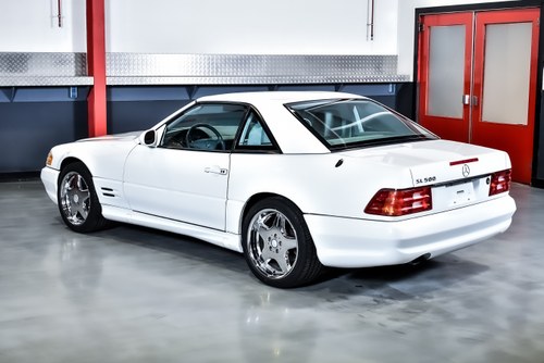 2001 Mercedes-Benz R129 SL500 Convertible 5,0L V8 AMG In vendita (immagine 36 di 115)