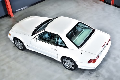 2001 Mercedes-Benz R129 SL500 Convertible 5,0L V8 AMG In vendita (immagine 39 di 115)