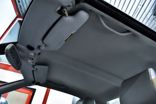 2001 Mercedes-Benz R129 SL500 Convertible 5,0L V8 AMG In vendita (immagine 42 di 115)