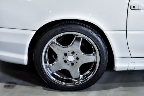 2001 Mercedes-Benz R129 SL500 Convertible 5,0L V8 AMG In vendita (immagine 71 di 115)