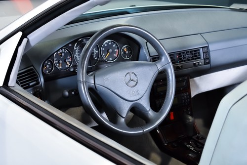 2001 Mercedes-Benz R129 SL500 Convertible 5,0L V8 AMG In vendita (immagine 93 di 115)
