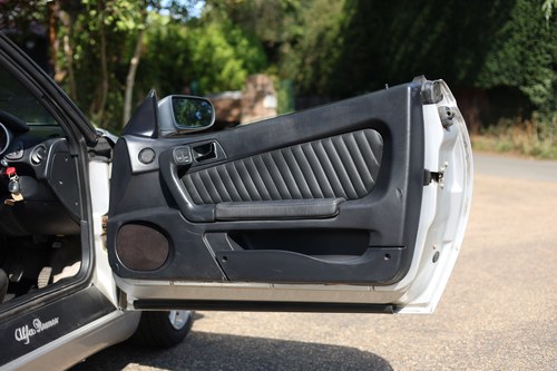 2001 Alfa Romeo 916 Spider 3L V6 24V In vendita (immagine 41 di 253)