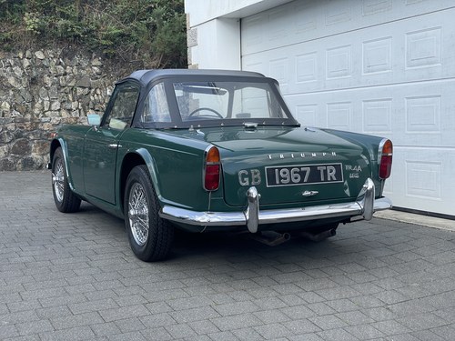 1966 Triumph TR4A IRS Te koop (foto 49 van 180)