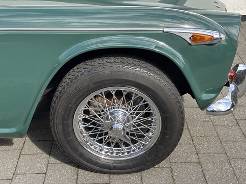 1966 Triumph TR4A IRS Te koop (foto 53 van 180)