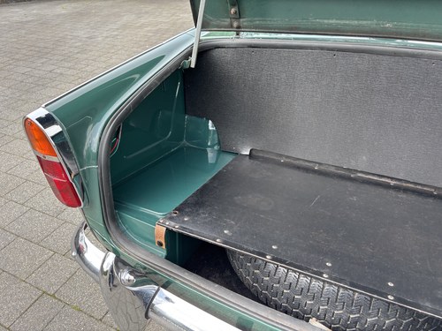 1966 Triumph TR4A IRS Te koop (foto 88 van 180)