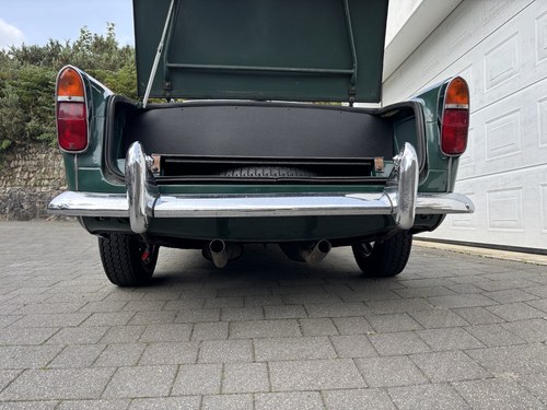 1966 Triumph TR4A IRS Te koop (foto 83 van 180)