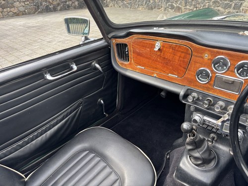 1966 Triumph TR4A IRS Te koop (foto 71 van 180)