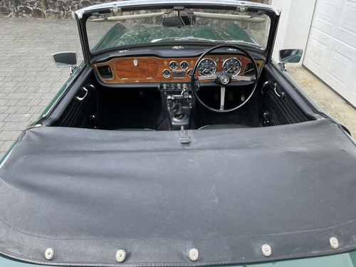 1966 Triumph TR4A IRS Te koop (foto 73 van 180)