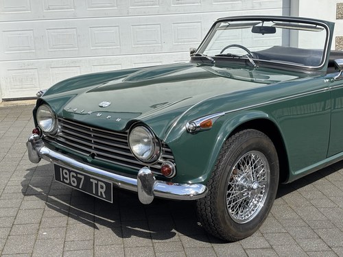 1966 Triumph TR4A IRS Te koop (foto 104 van 180)
