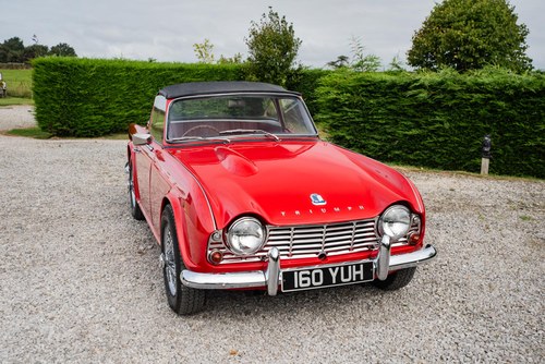 1962 Triumph TR4 Surrey Top zum Verkauf (Bild 54 von 253)