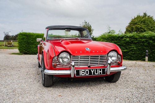 1962 Triumph TR4 Surrey Top zum Verkauf (Bild 55 von 253)