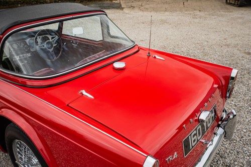 1962 Triumph TR4 Surrey Top zum Verkauf (Bild 154 von 253)