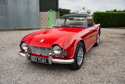 1962 Triumph TR4 Surrey Top zum Verkauf (Bild 28 von 253)