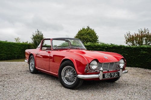 1962 Triumph TR4 Surrey Top zum Verkauf (Bild 12 von 253)